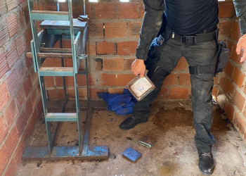 Homem de 25 anos é preso com cocaína escondida dentro de canil em Teresina